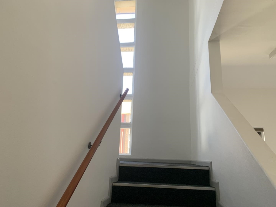 To Let Commercial Property for Rent in Montague Gardens Western Cape